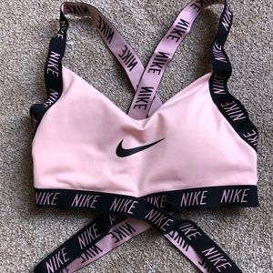 New nike pink sports bra